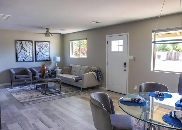Apartment Sunswept Skies- Putting Green-firepit-asu Tempe