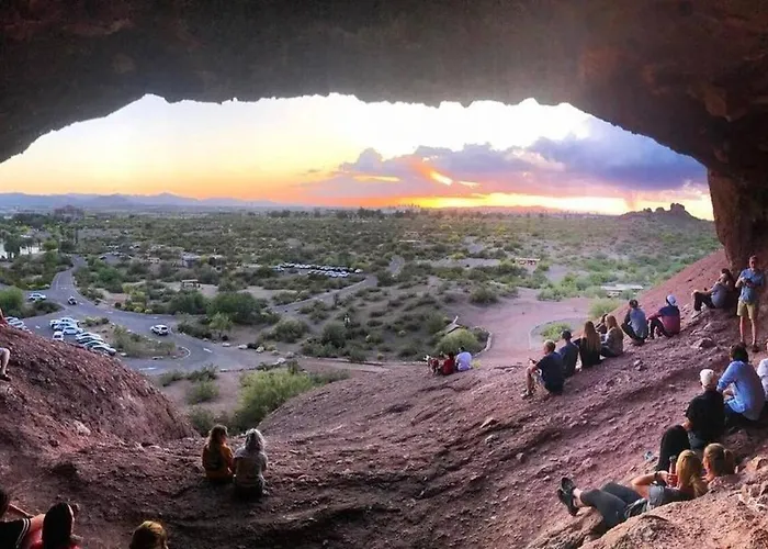 Apartment Sunswept Skies- Putting Green-firepit-asu Tempe